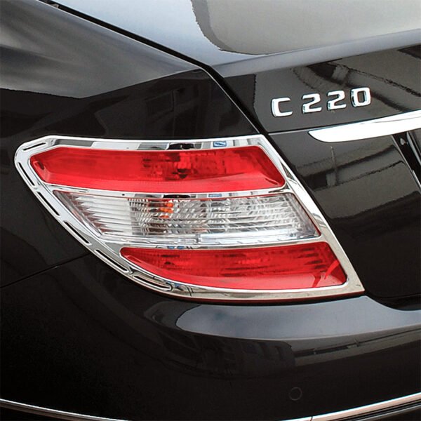 Χρώμια πίσω φαναριών με σχισμές για Mercedes Benz C-Class W204 λιμουζίνα